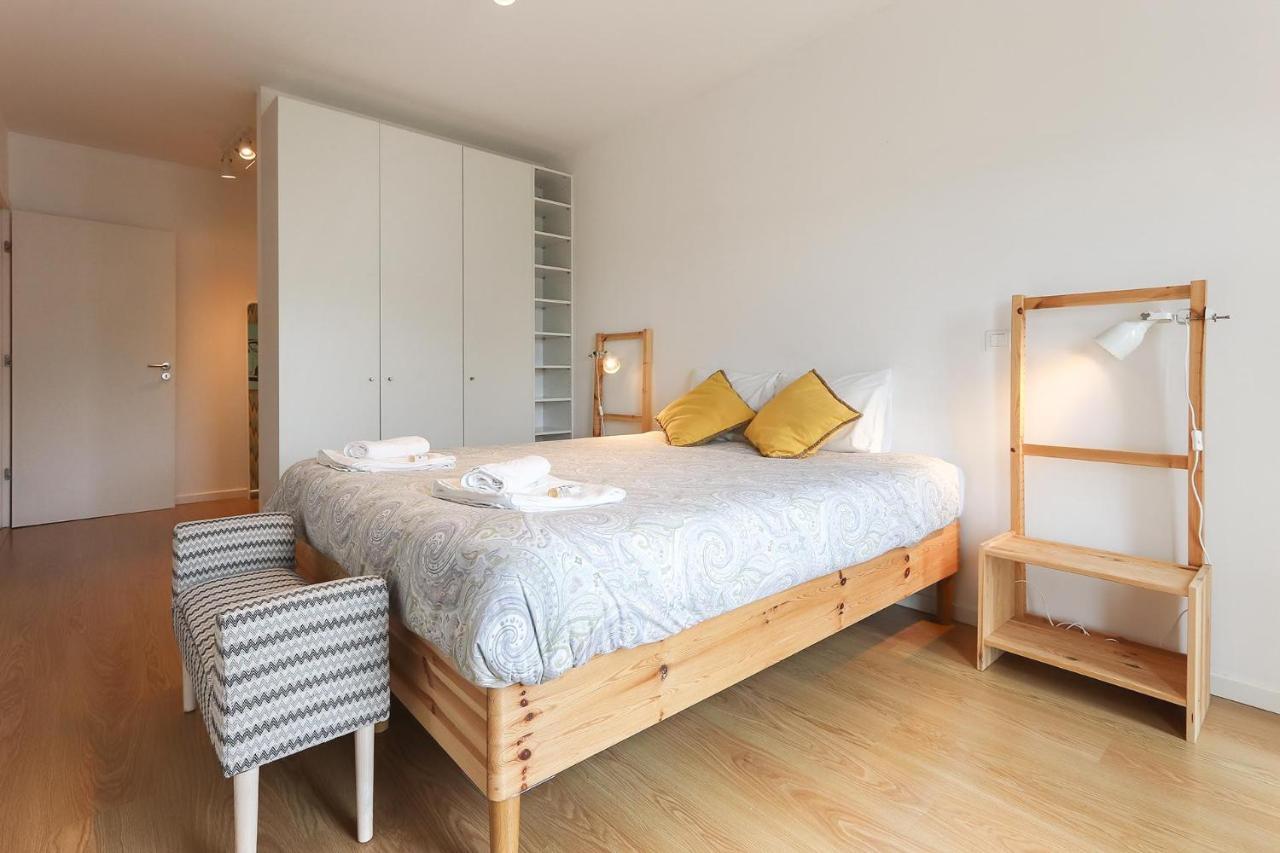 Modern & Bright Avenidas Novas By Homing Lisbon Exterior photo